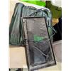 Image 1 : Plant heating pad