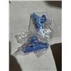 Image 1 : Hair clips