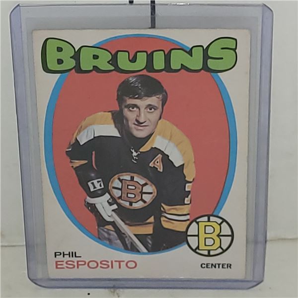 1971-72 Phil Esposito Hockey Card