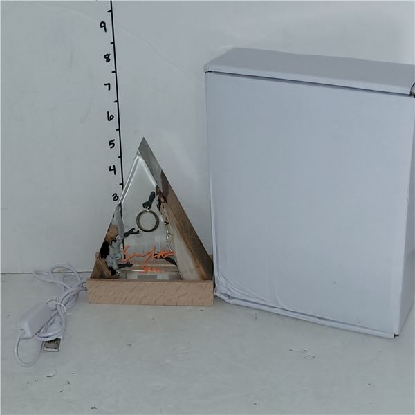 Signed Sean Astin Lord Of The Rings Lighted Display w/ COA