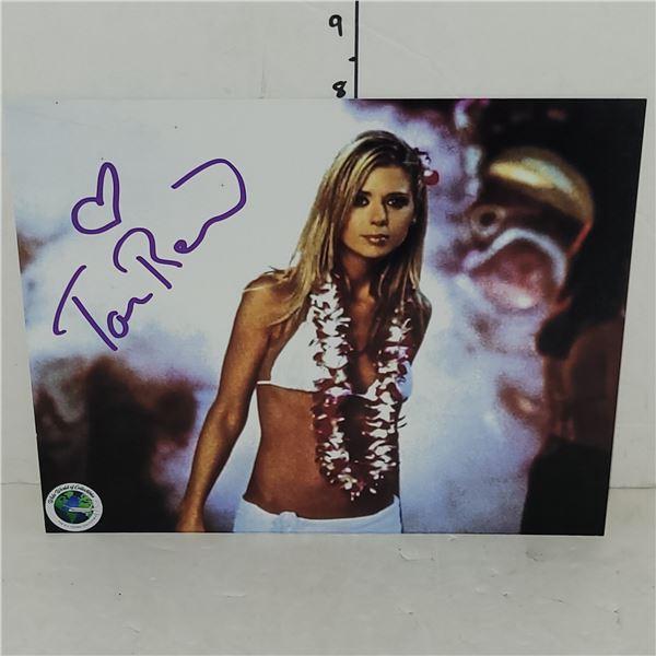 Signed Tara Reid Photo w/ COA 8x10