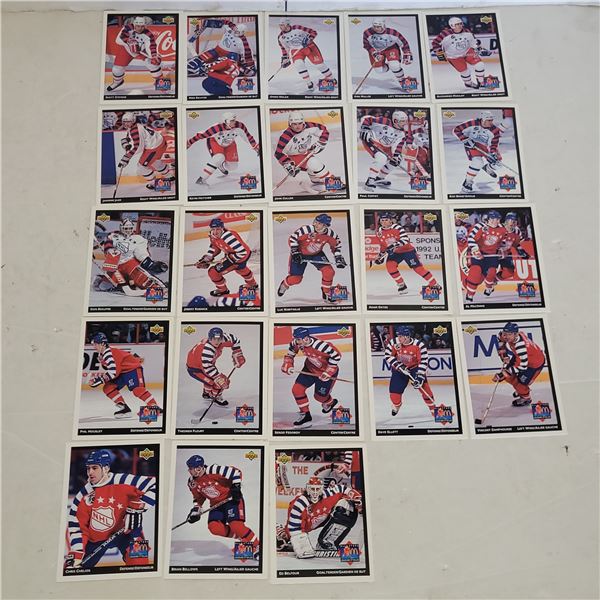Lot of Vintage Upper Deck Hockey Cards