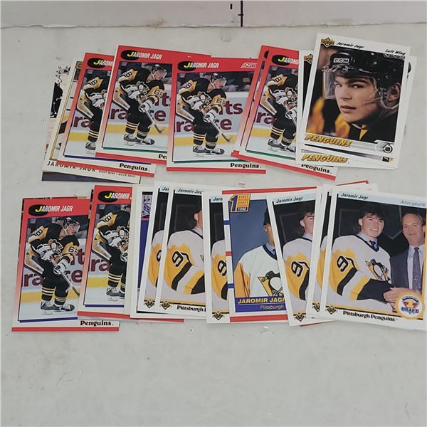 Lot of 30 Jaromir Jagr Rookie or 2nd Year Cards