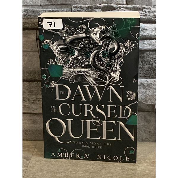 The Dawn of the Cursed Queen - Gods & Monsters - Book Three - Amber V. Nicole - New
