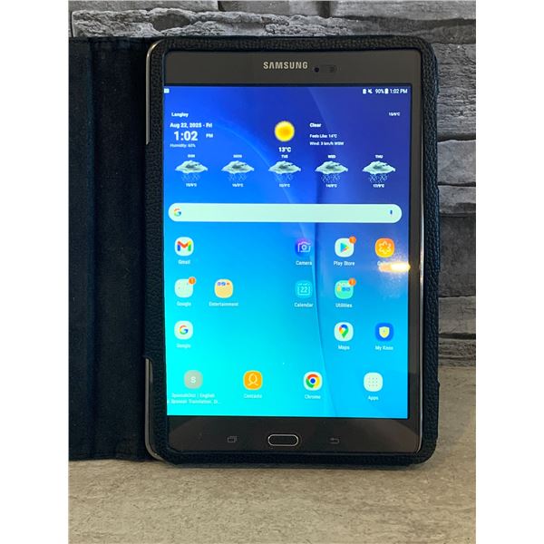 Samsung Galaxy Tab A Tablet - Model #: SM-T350 - Includes Case - Tested  Works