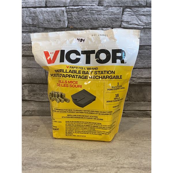 Victor Refillable Bait Station - 1 Bait Station + 16 Refills - New