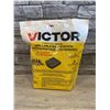 Image 1 : Victor Refillable Bait Station - 1 Bait Station + 16 Refills - New