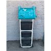 Image 6 : Steel Ladder With Paint Tray & Three Steps