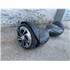 Image 2 : Gravity Blade Model F21 Hoverboard (Untested, no charger)