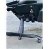 Image 6 : Reclining Hydraulic Gaming Chair With Foot Rest Attached