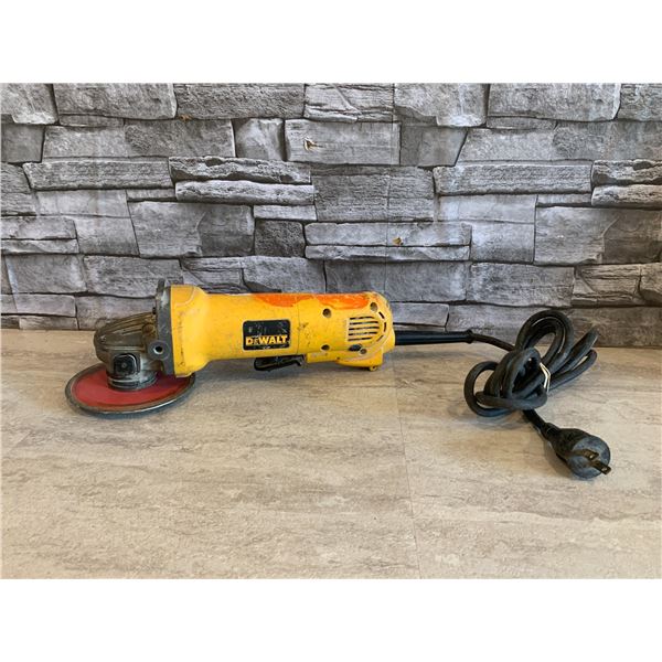 Dewalt 4 1/2" Angle Grinder