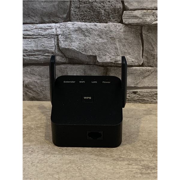 WiFi Range Extender - 300Mbps - New