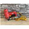 Image 1 : Arrow Fastener Electric Staple Gun
