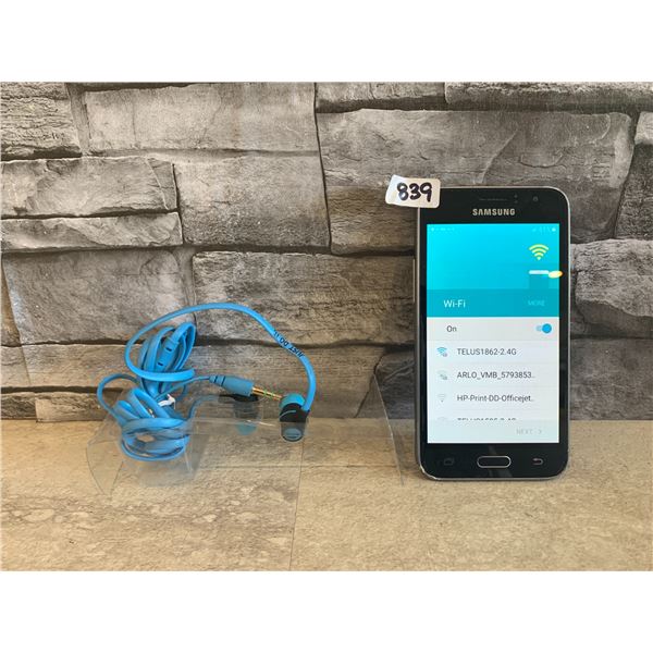 Samsung Galaxy J1 Duos Android Phone (With Nike Ear Buds)