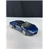 Image 7 : 2 1:24 Scale Diecast Cars