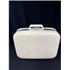 Image 5 : 2 Mid Century, White Hard Case Suitcases