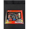 Image 6 : 2 Sealed in Package, 1/24th Scale Service Center and Mobile Mechanic