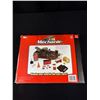 Image 7 : 2 Sealed in Package, 1/24th Scale Service Center and Mobile Mechanic