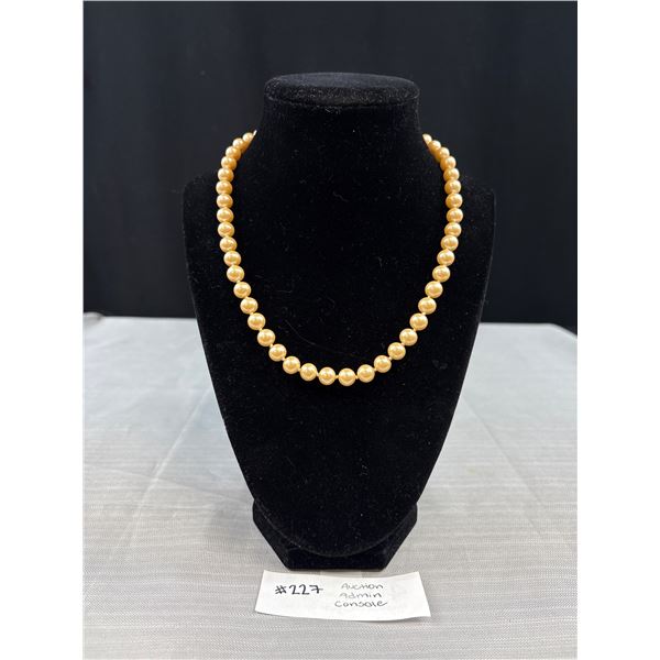 Vintage Hand Knotted Pearls Necklace w/ Original Clasp