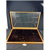 Image 3 : 33" x  20" Glass Display Case in Very Good Condition NO SHIPPING