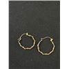 Image 2 : Pair of 10K Gold Hoop Earrings