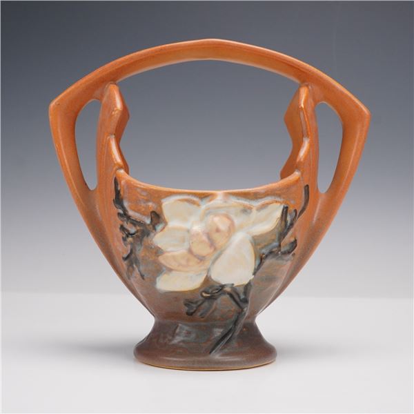 Roseville Pottery, Magnolia Double Handle Basket, 383-7