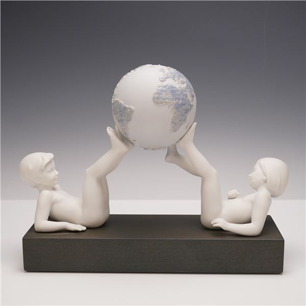 Lladro Porcelain Sculpture, Freedom 01018014