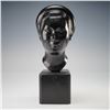 Image 1 : Bronze Bust of a Vietnamese Woman Attributed to Thanh Le Nguyen