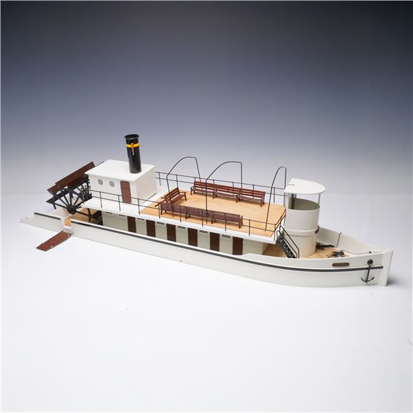 Model Toy Paddle Steamer - Victoria