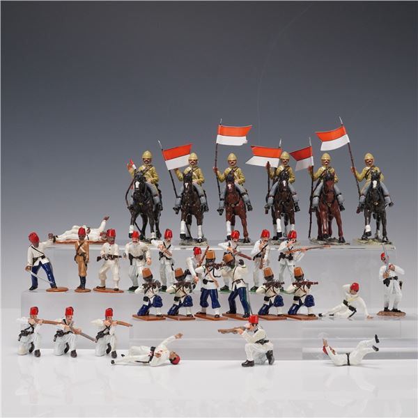 31pc Mixed Group of El Templario and Trophy of Wales Soldiers