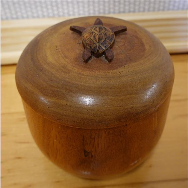 Wooden Calabash Bowl w/ Hand-Carved Turtle on Lid, Signed by L.K. Antonio 2005, Approx. 5" Dia, 5"H