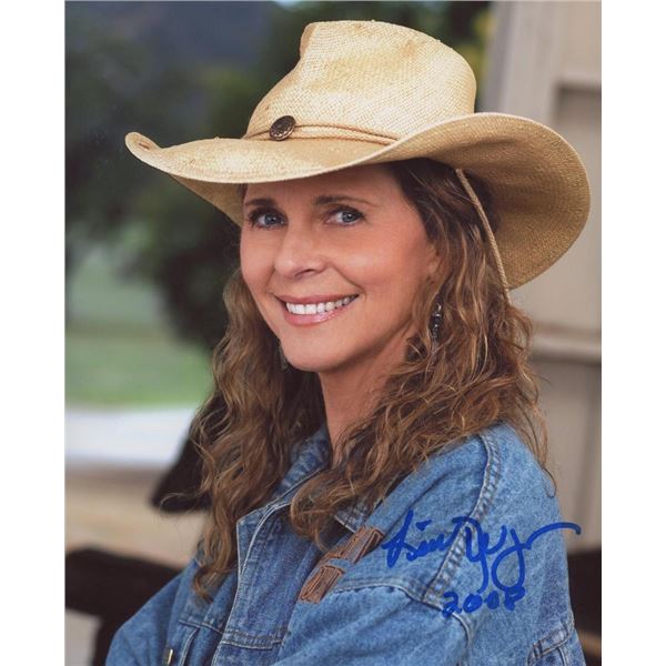 The Bionic Woman Lindsay Wagner signed photo