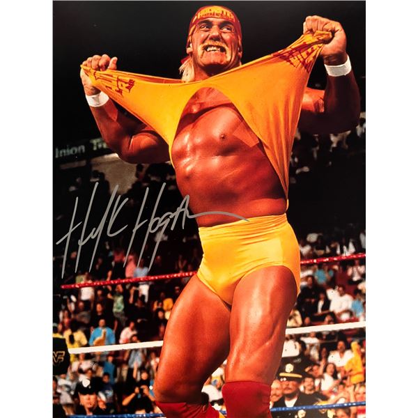 WWF Hulk Hogan signed photo