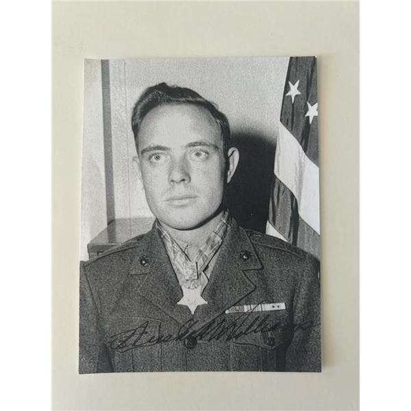 Medal of Honor Hershel W. Williams signed photo