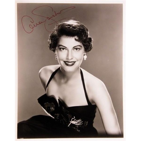 Ava Gardner signed portrait photo
