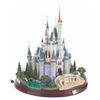 Image 5 : A Walt Disney World Cinderella Castle Model.