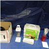 Image 1 : Box of kitchen items