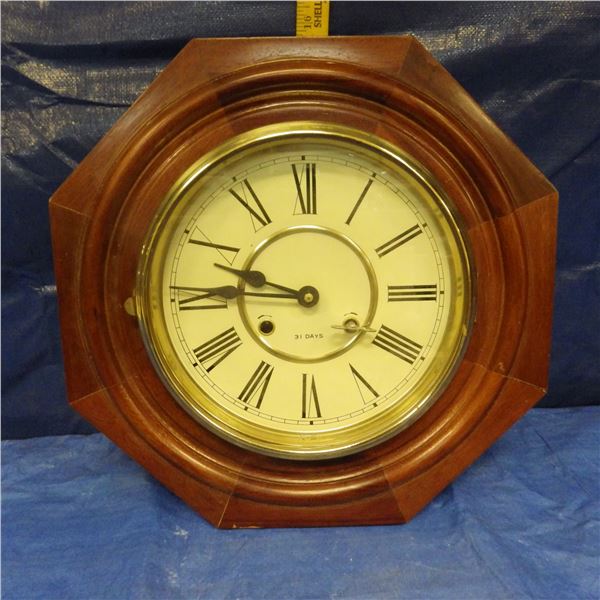 31 day pendulum clock