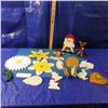 Image 1 : decorated wooden plaques