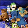 Image 2 : Assortment of stuffed animals