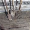 Image 2 : round mouth shovel, fork, ice chipper