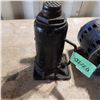 Image 2 : Electric motor and seized hydraulic jack
