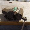 Image 5 : 4 inch benchvice