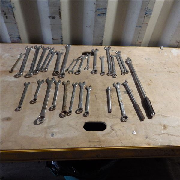 Lot of open and box end wrenches