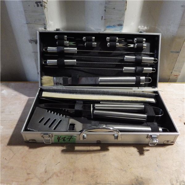 BBQ tools set