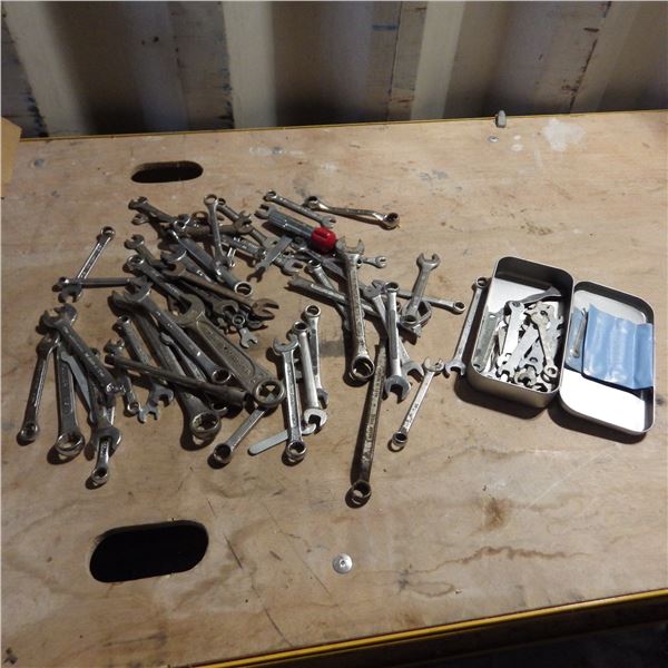 miscellaneous small wrenches