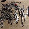 Image 4 : miscellaneous small wrenches