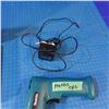Image 3 : Makita Cordless drill holds a charge and Jigsaw