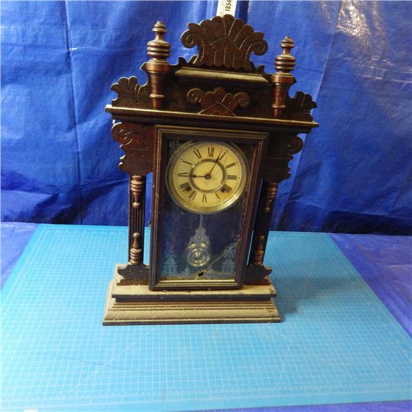 Ansonia Pendulum Mantle Clock - glass broke