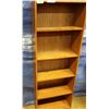 Image 2 : 5 shelf particle board bookshelf